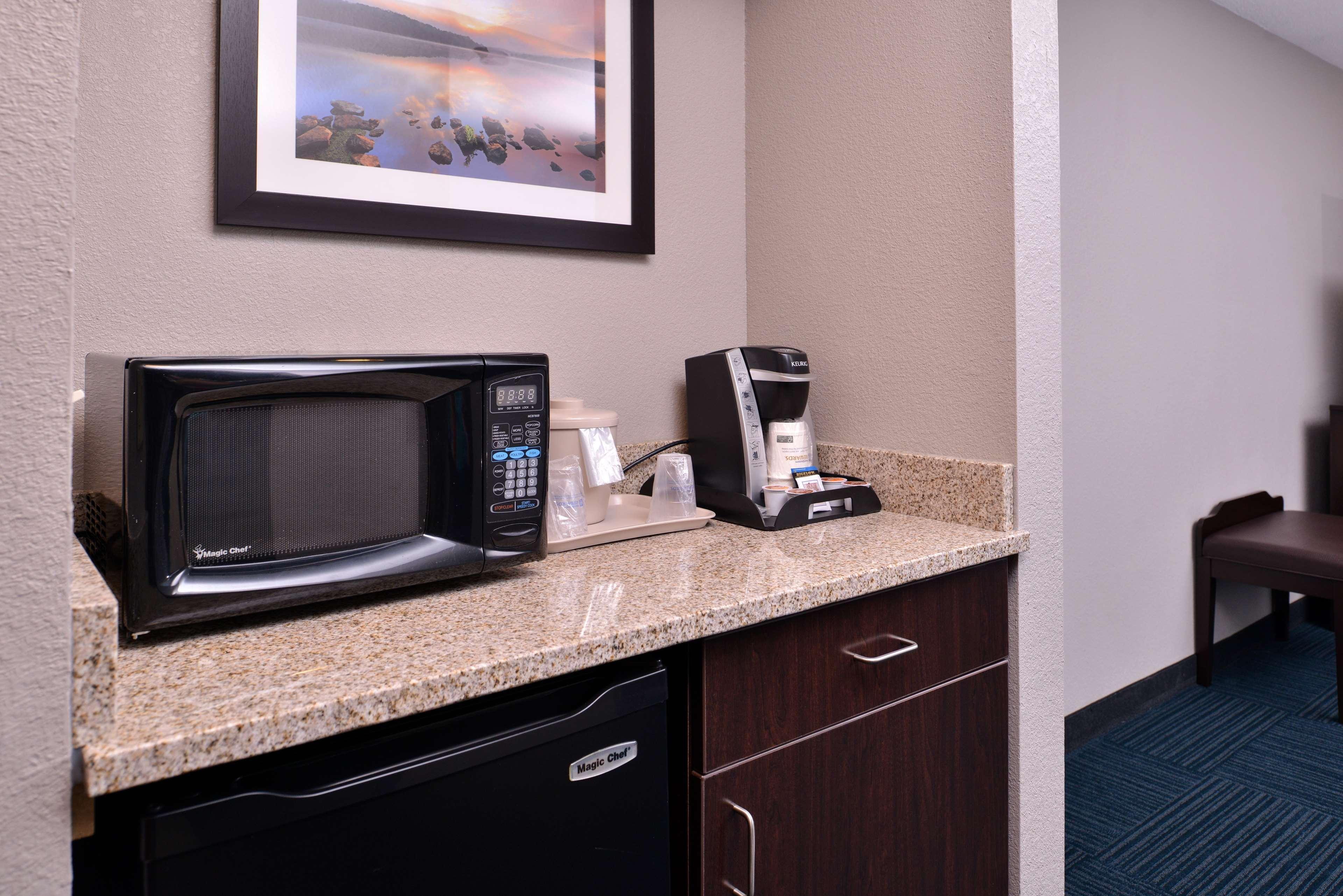 Best Western Hartford Hotel And Suites Dış mekan fotoğraf
