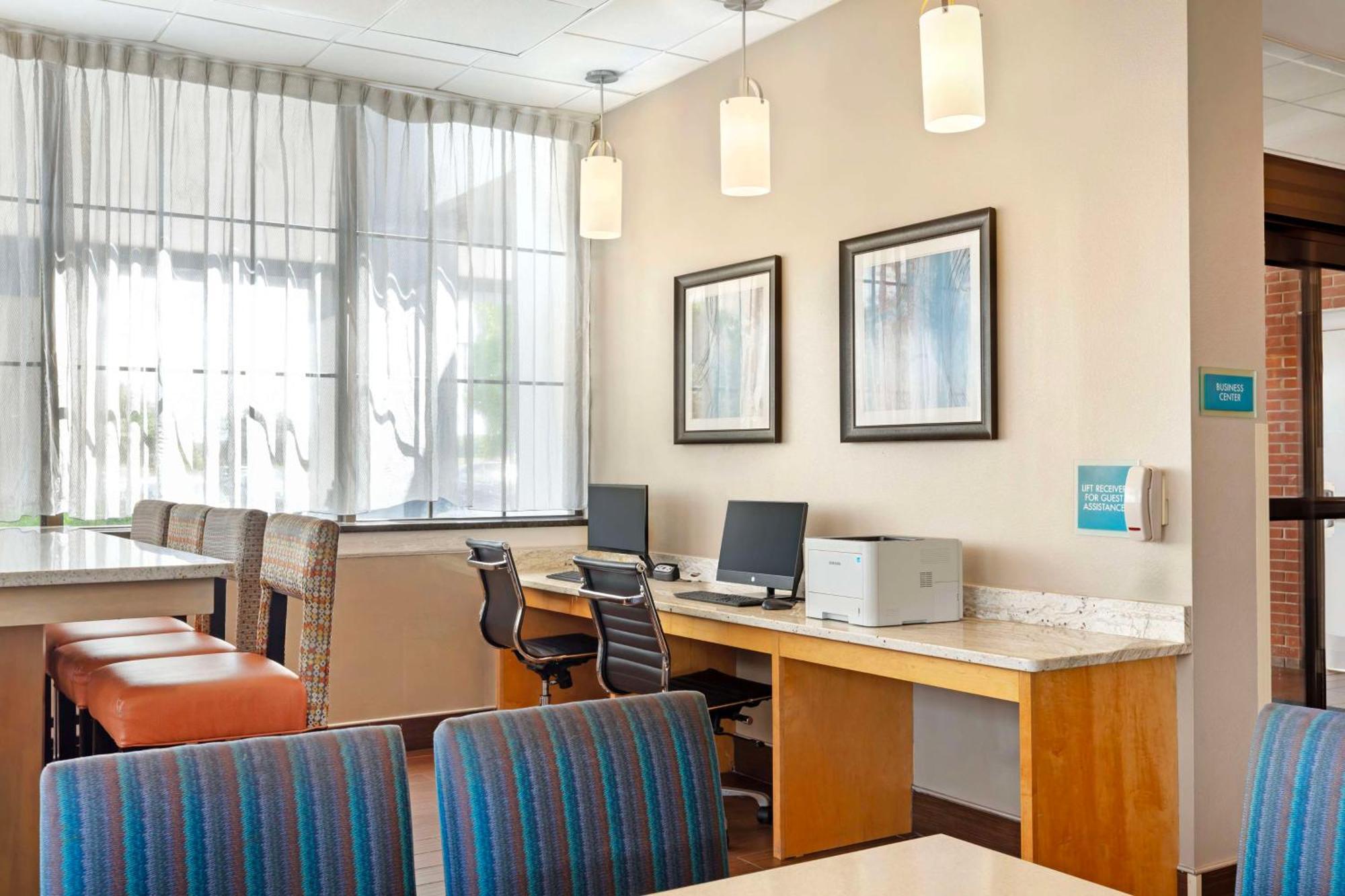 Best Western Hartford Hotel And Suites Dış mekan fotoğraf