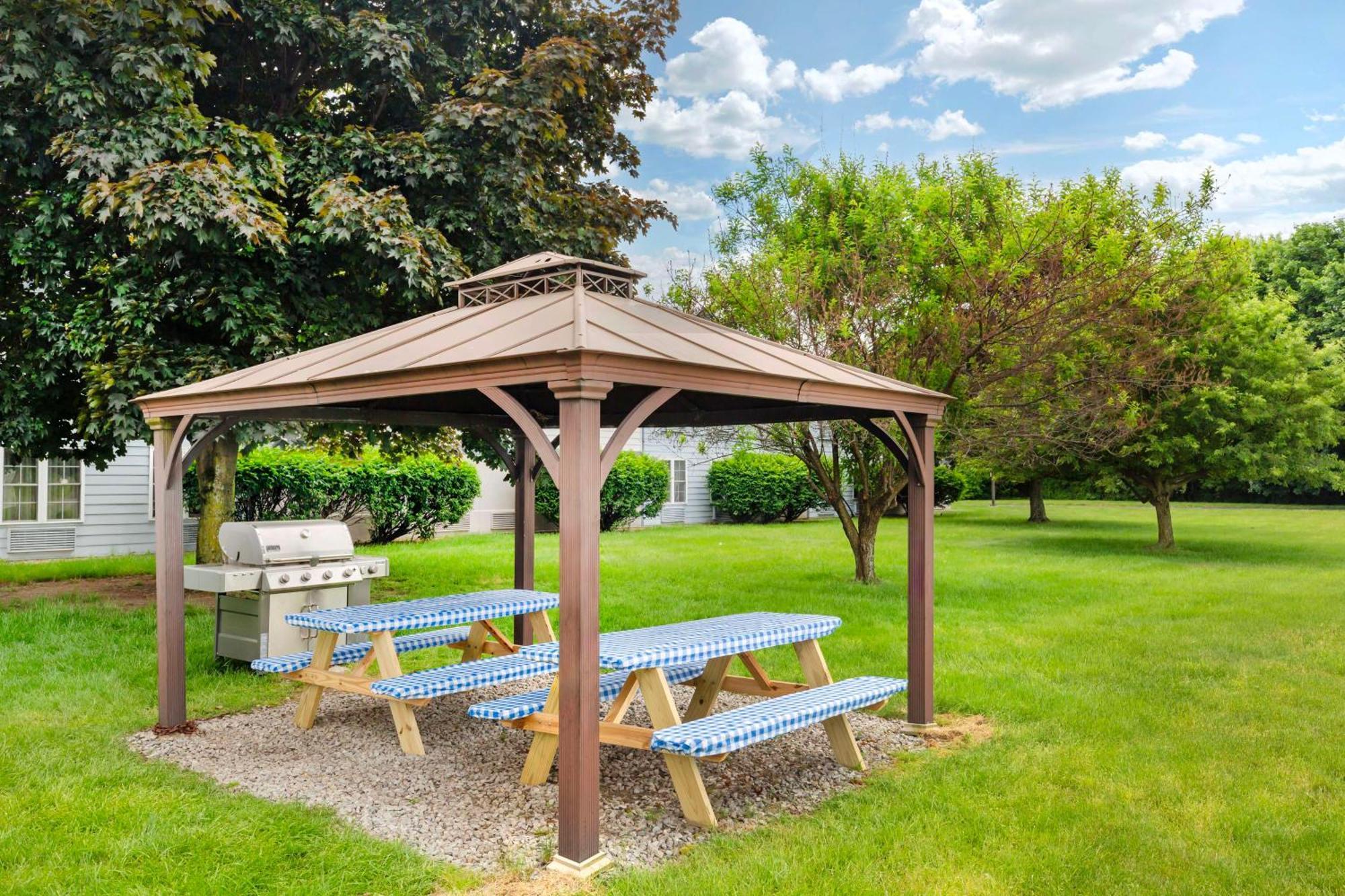 Best Western Hartford Hotel And Suites Dış mekan fotoğraf